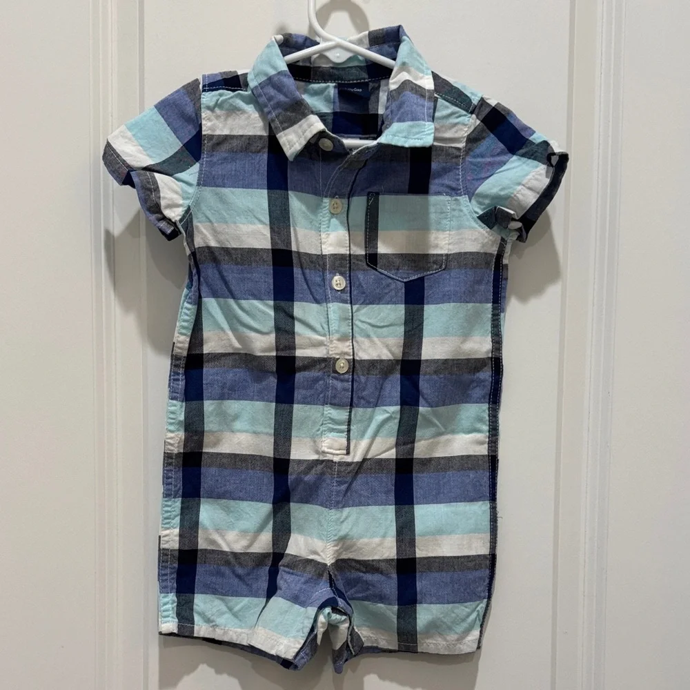 GAP Navy and White Plaid Baby Romper 12-18 months